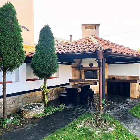 Луксозна вила Tiana 7-bedroom Luxury Банско