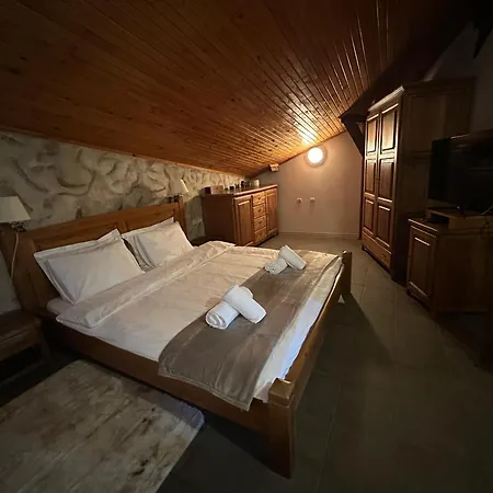 Tiana 7-bedroom Luxury Луксозна вила