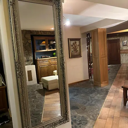 Tiana 7-bedroom Luxury Банско