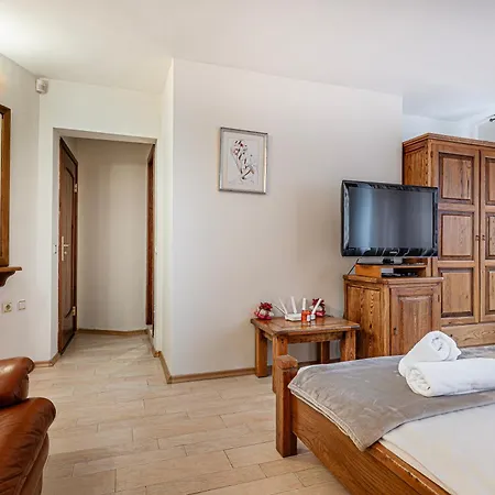 Tiana 7-bedroom Luxury