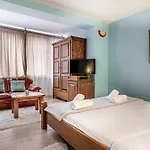 Tiana 7-bedroom Luxury Villa Bansko