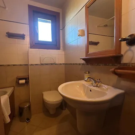 Tiana 7-bedroom Luxury 반스코