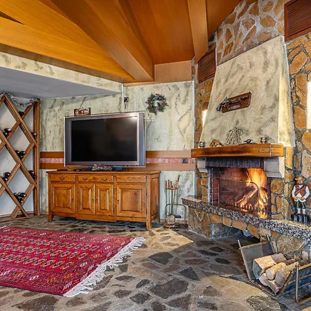 Villa Tiana 7-bedroom Luxury Bansko