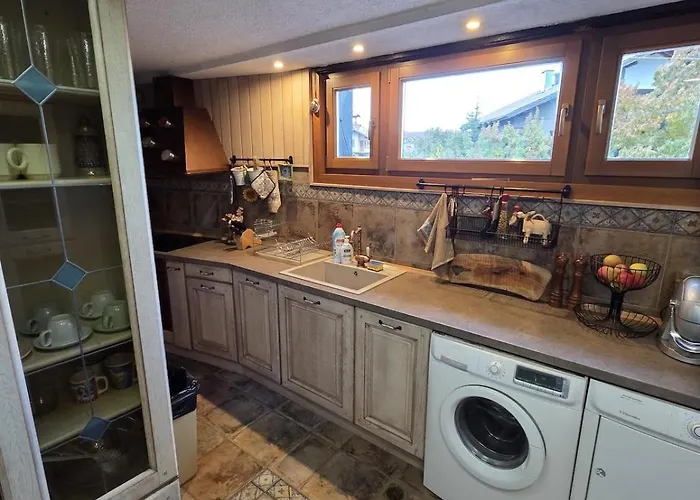 Tiana 7-bedroom Luxury * Bansko