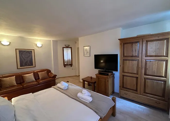 Tiana 7-bedroom Luxury *