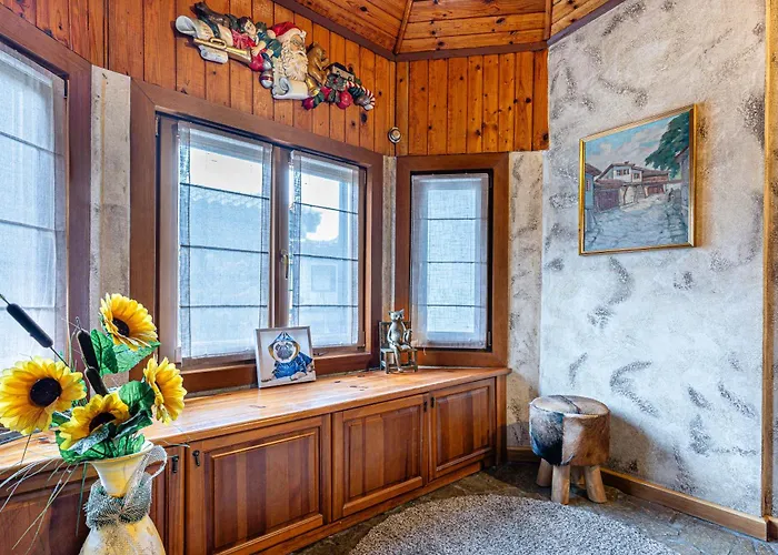 Tiana 7-bedroom Luxury Villa