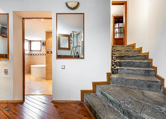 Tiana 7-bedroom Luxury *