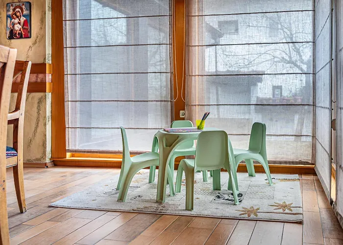 Tiana 7-bedroom Luxury Villa