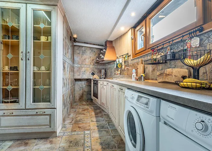 Tiana 7-bedroom Luxury Villa *